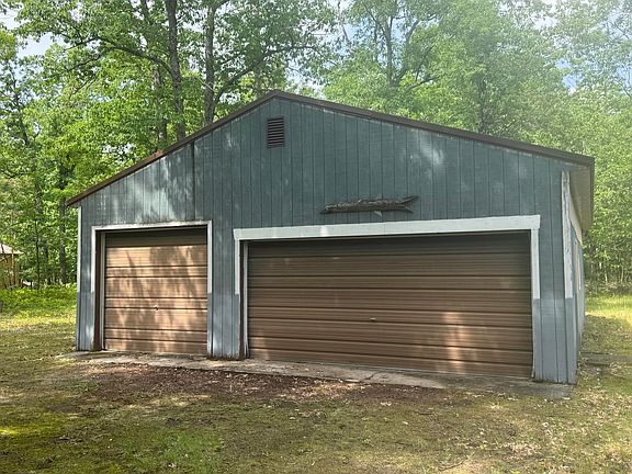 2nd image of 4634 Wilson Rd