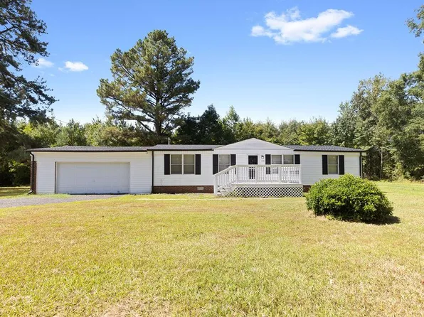 13280 Plank Rd, Courtland, VA 23837