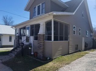 122 W Oak St, Oakland City, IN 47660