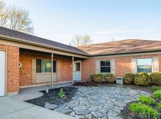 458 Big Stone Dr, Beavercreek, OH 45434
