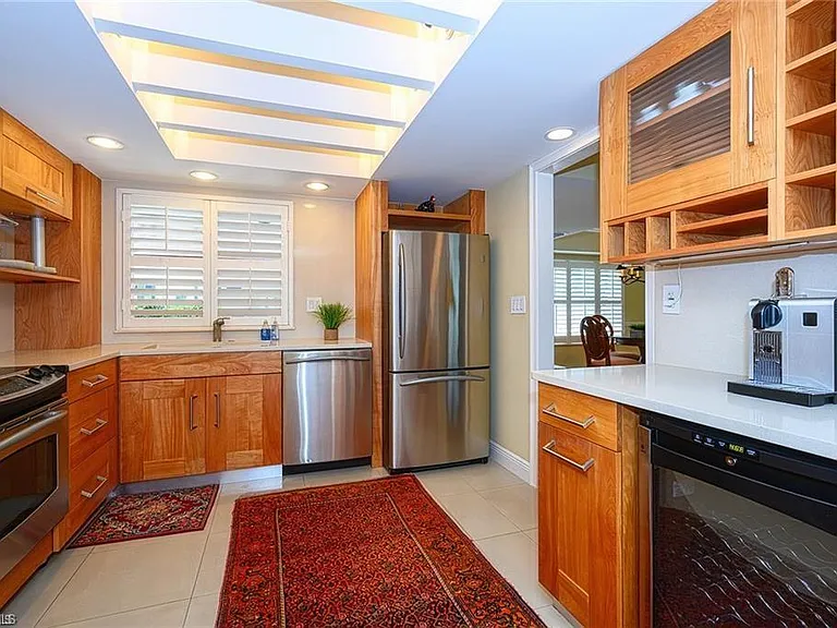 285 5th Ave S #2B — Photo 7