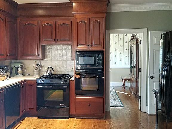 Kitchen-door to Dining Rm 