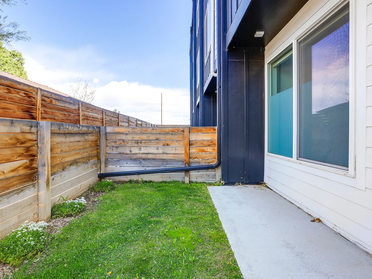 3 bed, 1504 sqft, $3,175 — Photo 4