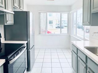 4150 Lawton St #2, San Francisco, CA 94122
