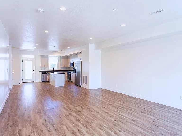 Peak Interior-2