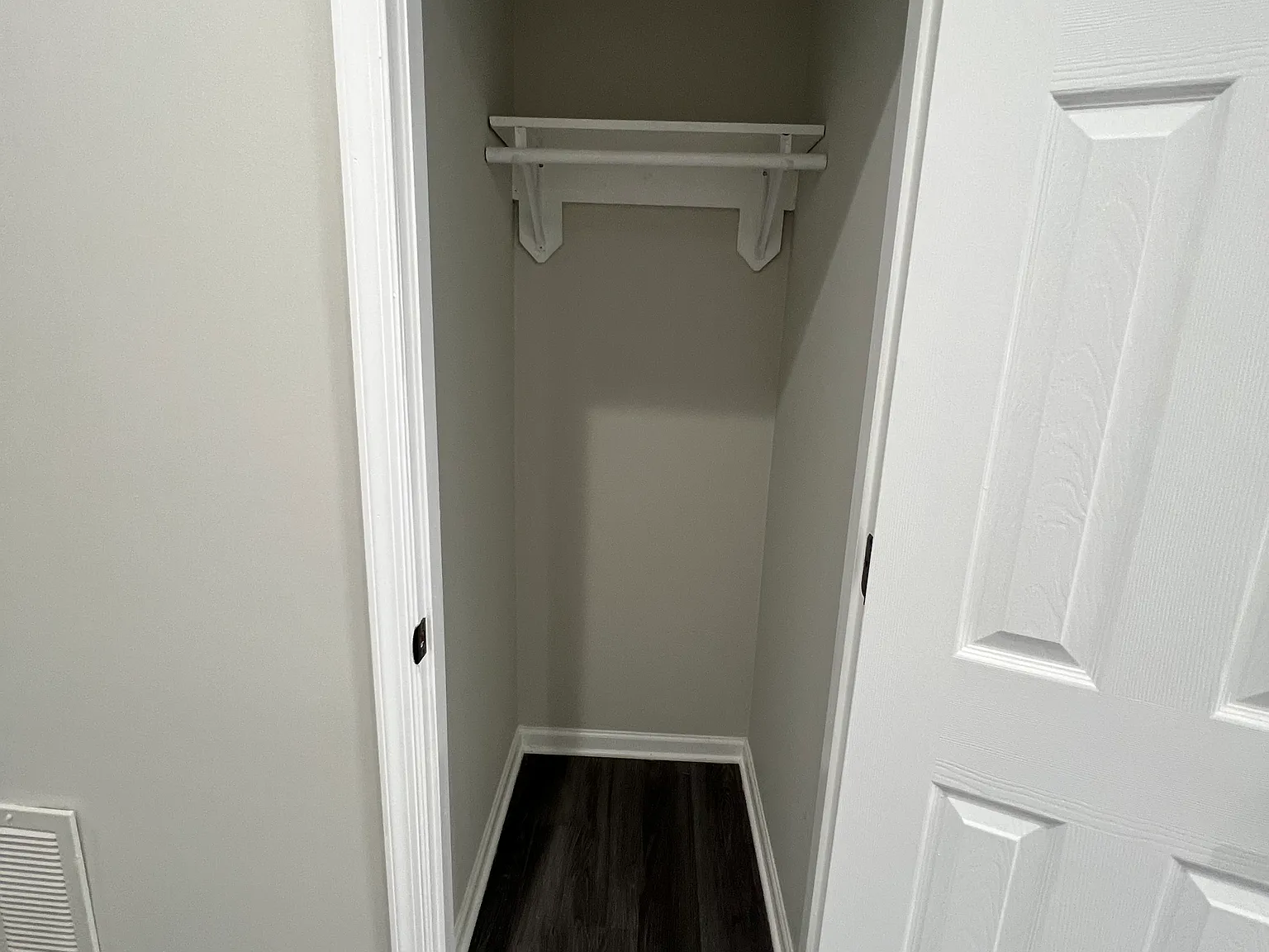 3 bed, $1,600 — Photo 1