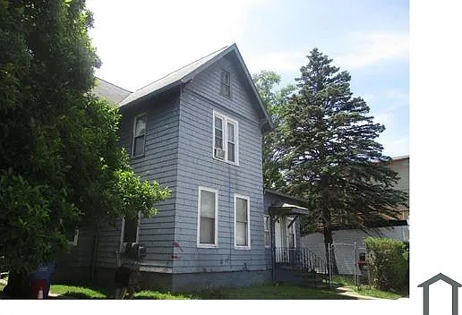 288 Hanover St #2