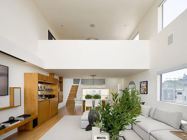 542-544 Natoma St #A — Photo 30