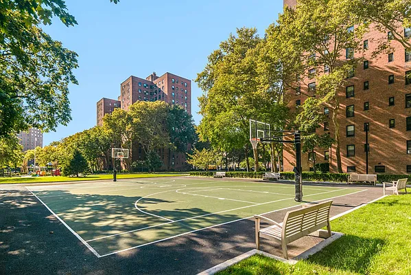 Rented by Keller Williams NYC | media 7