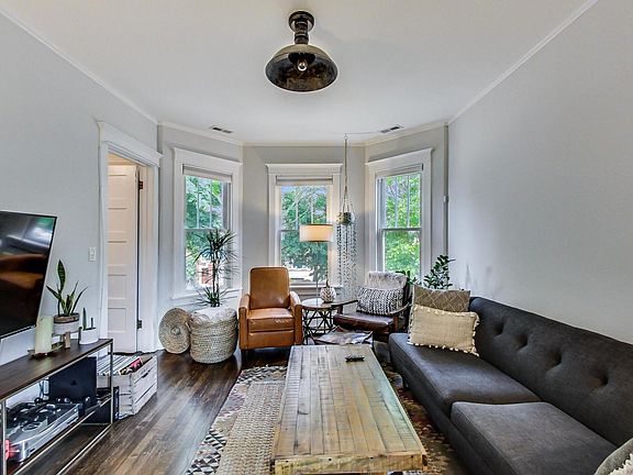 4th image of 4722 N Drake Ave #2