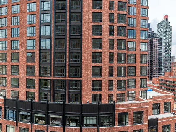 182 East 95th Street image 9 of 11