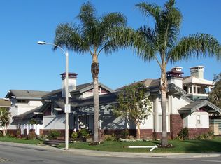1901 Pine St, Huntington Beach, CA 92648