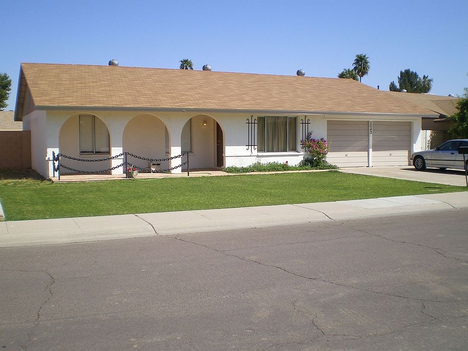 1st image of 2042 E Cornell Dr