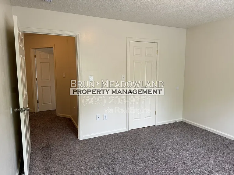 5622 Boxwood Garden Way — Photo 26
