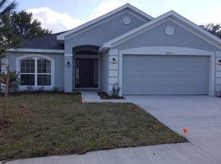 1000 Longville Cir, Tavares, FL 32778