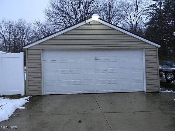 3rd image of 358 S Edgehill Ave