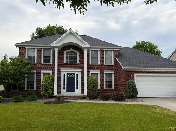 226 San Fernando Ln, East Amherst, NY 14051