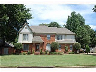 5th image of 2060 Hawthorn Hill Cv