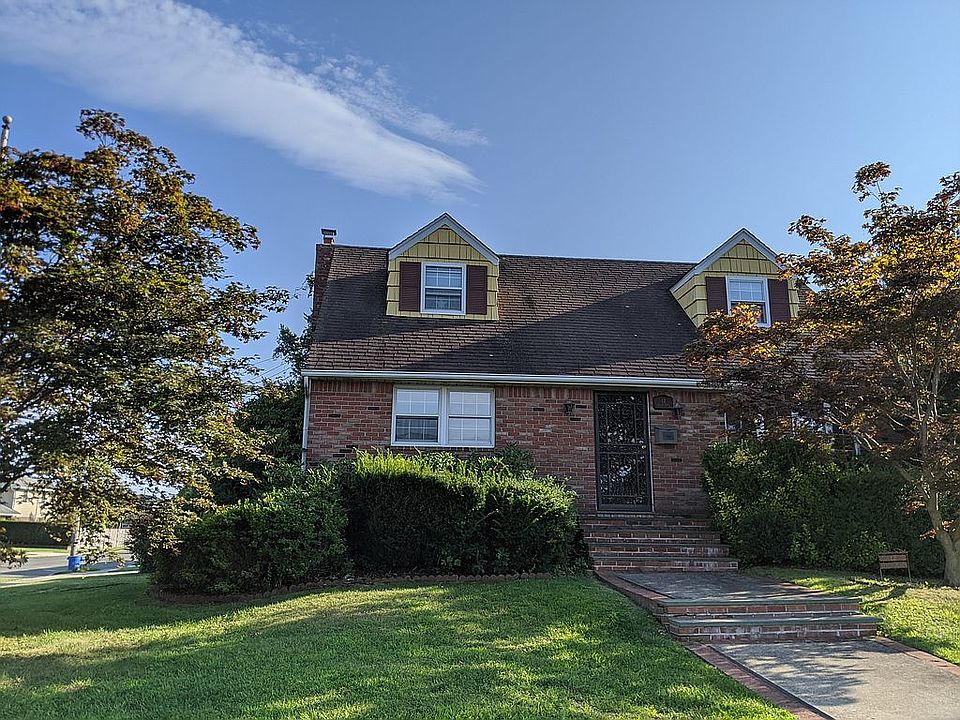 1st image of 12 Salem Pl