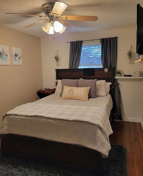8434 W 74th Pl — Photo 6