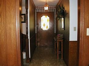 5th image of 1611 N Garland St