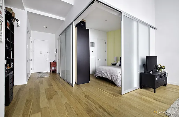 Rented by Modern Spaces | media 11