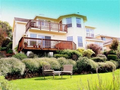 2nd image of 1079 Country Club Dr