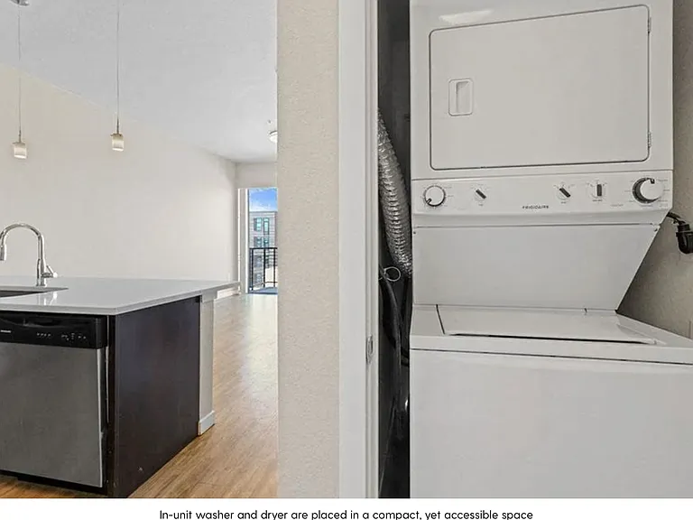 Wash Park Station — Photo 8