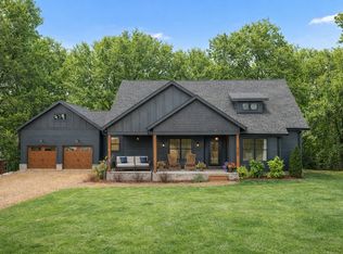 2140 Abiff Rd, Burns, TN 37029