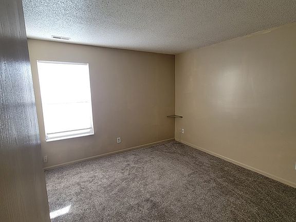 3rd image of 2729 N Parker Ave