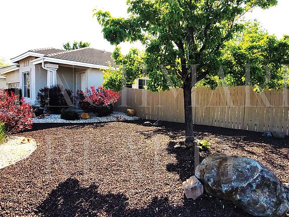 4th image of 2210 Evergreen Park Dr