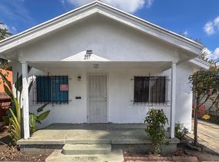 217 W 70th St, Los Angeles, CA 90003