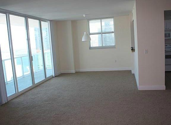 5th image of 1250 S Miami Ave #3302