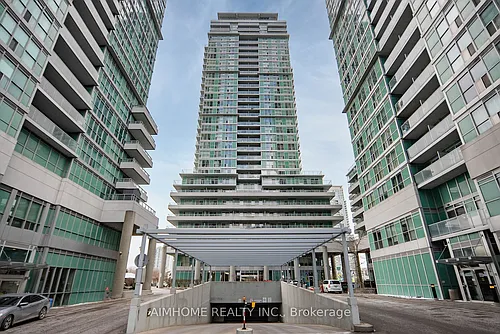 60 Town Centre Ct Photo 1