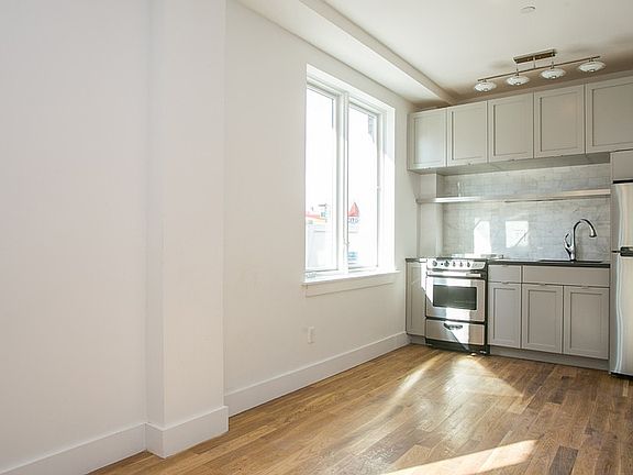 2nd image of 588 Myrtle Ave APT 102