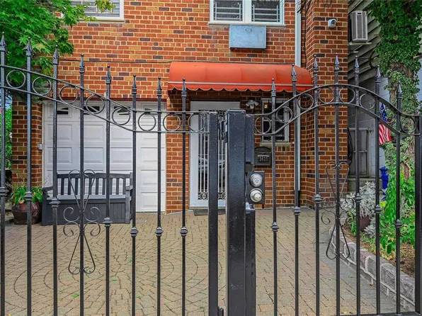 56-25 Remsen Place, Maspeth, NY 11378