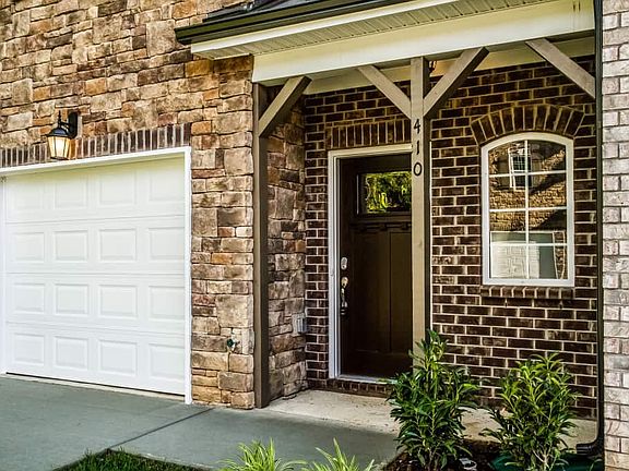 2nd image of 410 Riverwood Ct