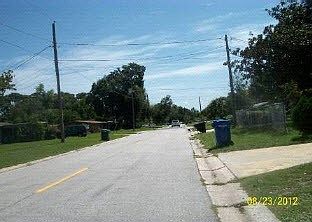 4th image of 684 Avenue L SE