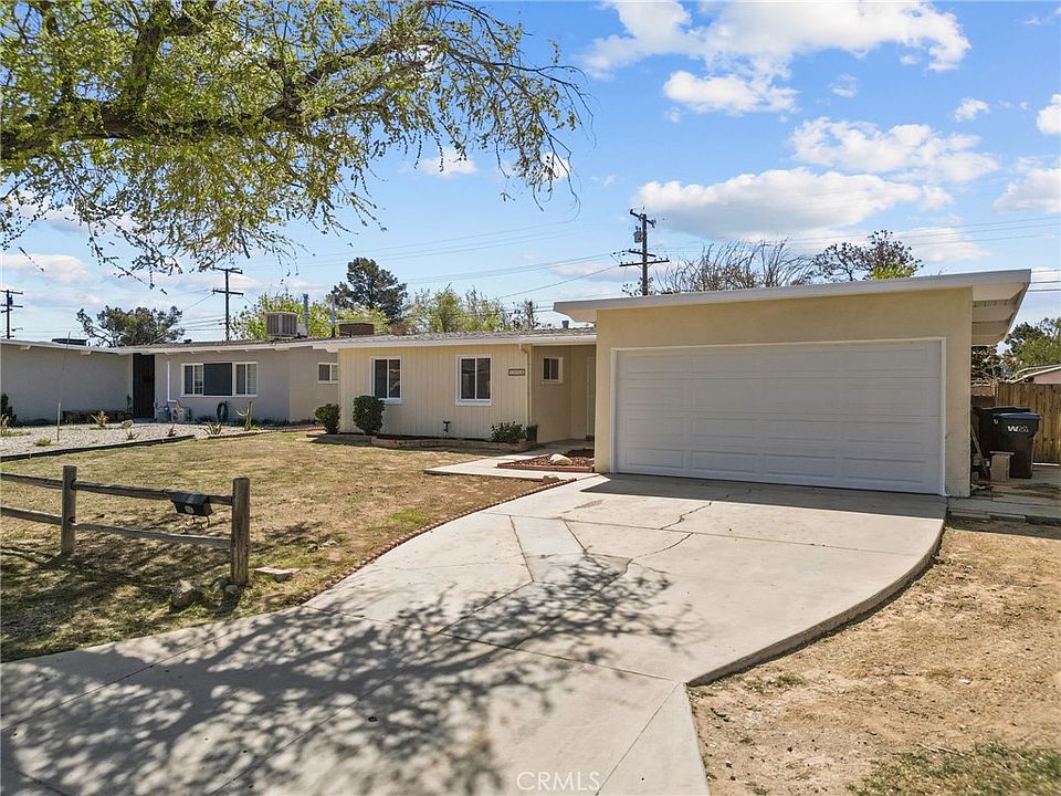 1st image of 1438 W Avenue H15