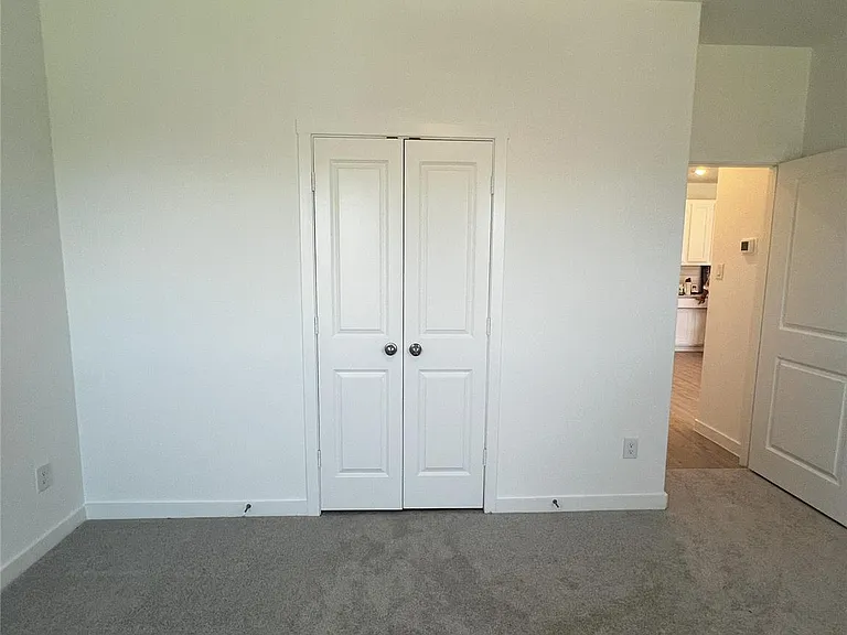 1904 Adams Dr — Photo 15