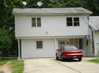 15 Port Ave, Ronkonkoma, NY 11779