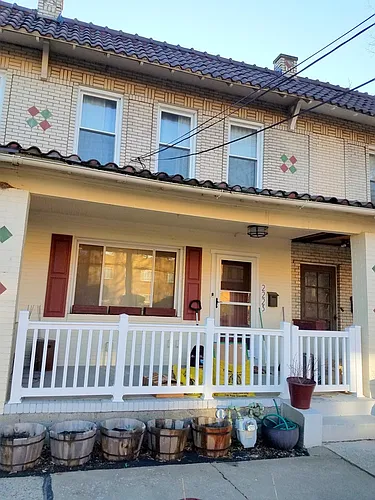 2223 Wightman St Photo 1