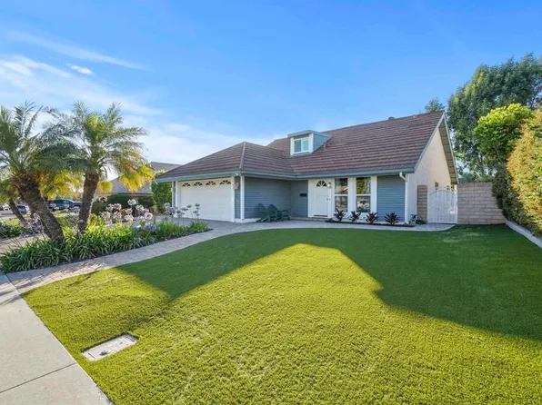 25315 Costeau St, Laguna Hills, CA 92653