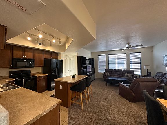 4th image of 2402 E 5th St Unit 1603