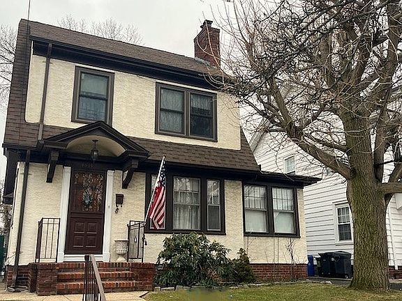 2nd image of 4519 171st St