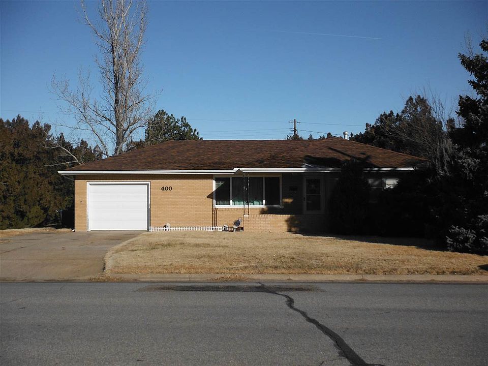 1st image of 400 University Dr
