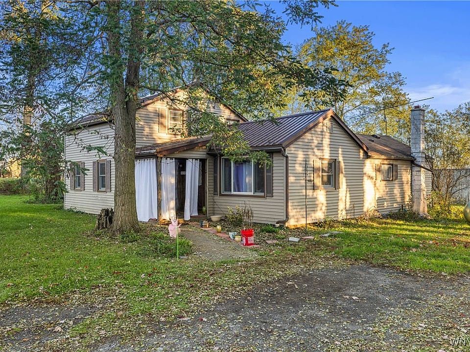 1st image of 8074 Bunker Hill Rd