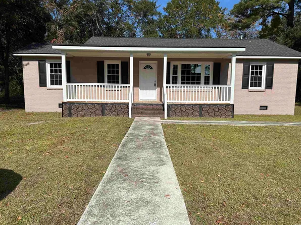 404 E Richardson Ave, Hemingway, SC 29554