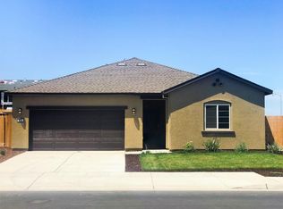 970 Argyle Ave, Fowler, CA