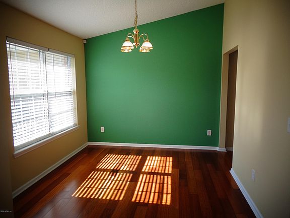 5th image of 1049 Seattle Slew Ln